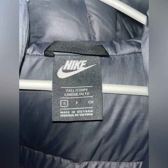 Nike Men's Down All-Over-Print "Black/White" puffer Jacket - Picture 3 of 3